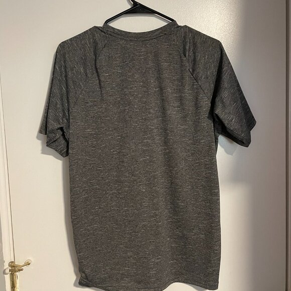 Nike Men's Dri-FIT Gray Performance T-Shirt – Size Small - Picture 3 of 3
